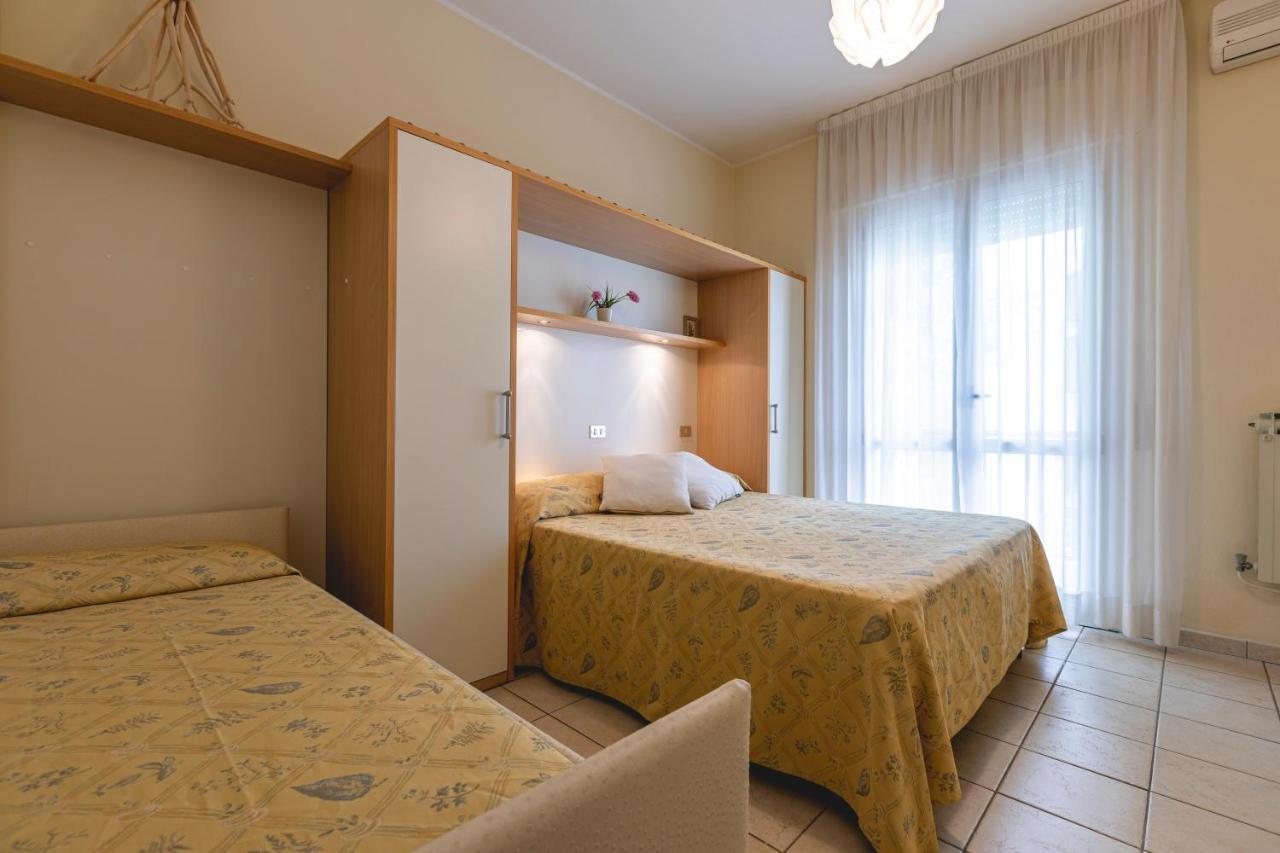 Hotel Loretta & Dependance تّشيرفييا المظهر الخارجي الصورة