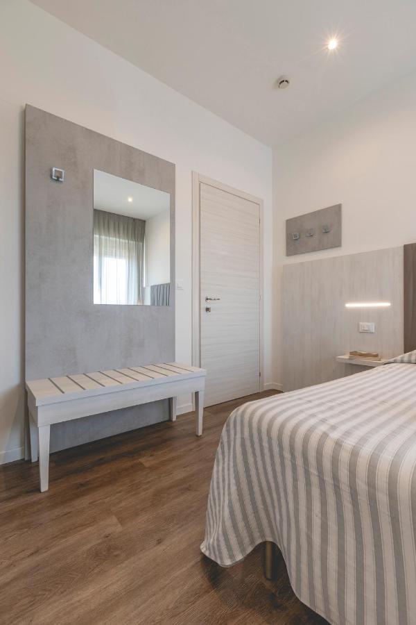 Hotel Loretta & Dependance تّشيرفييا المظهر الخارجي الصورة